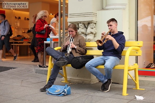 Europos dienos Vilniuje svečius linksmina gatvės muzikantai